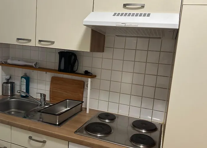 Lilians Cosy Jako 3b غراتس